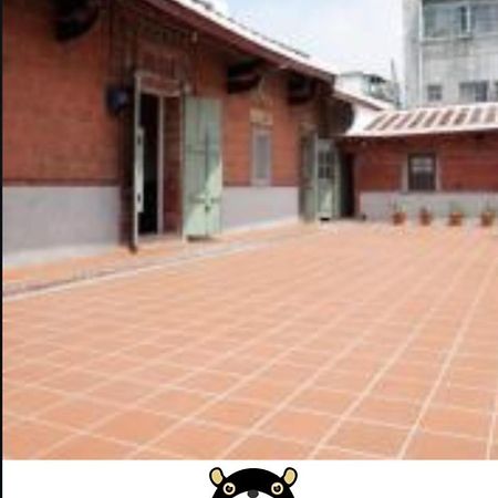 左營蓮潭郭家百年古厝 Hotel Kaohsiung Buitenkant foto
