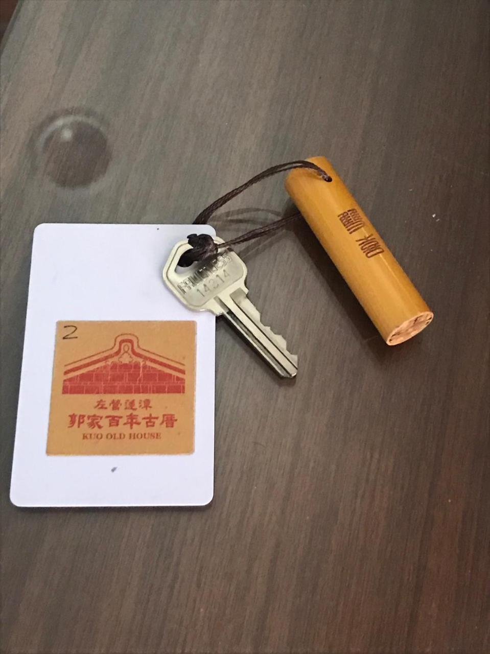 左營蓮潭郭家百年古厝 Hotel Kaohsiung Buitenkant foto